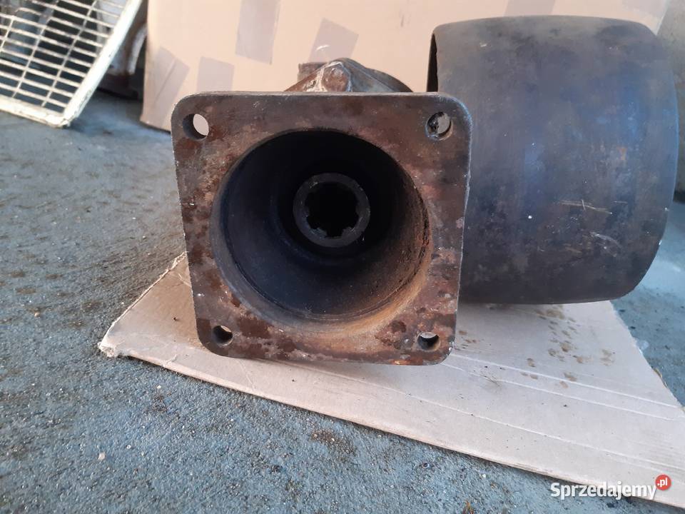 C330 C328 Ursus przystawka pasowa WOM oryginał Suchożebry