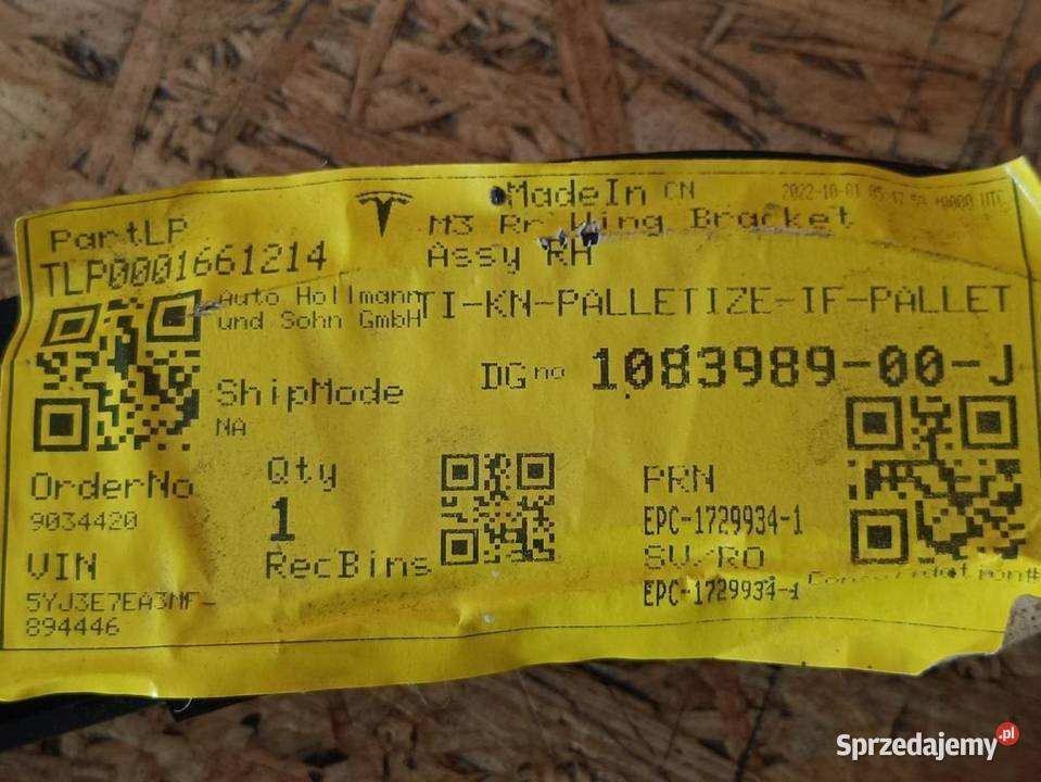 TESLA 3 ŚLIZG MOCOWANIE ZDERZAKA PRAWY TYŁ wielkopolskie Pleszew
