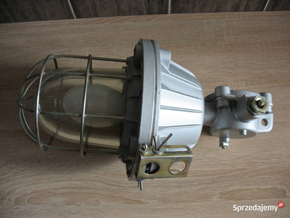 Polam Wilkasy duża lampa typ OMP 200 Przemyśl