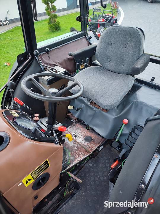 John Deere 1950 sprowadzony Nowa Słupia