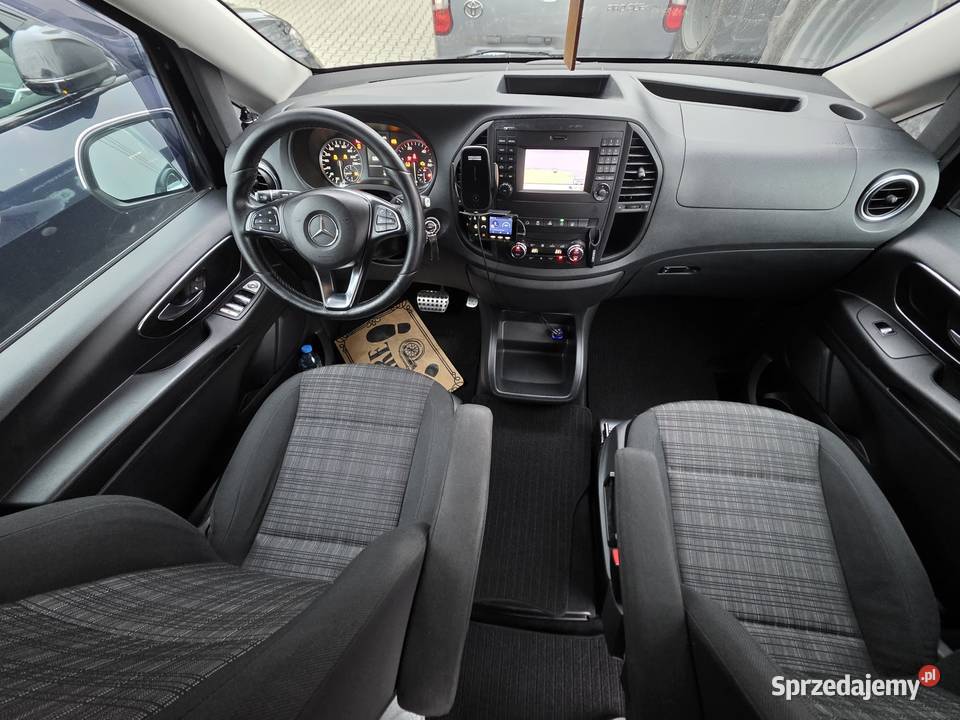 MercedesBenz Vito Tourer ExtraLong 22163 8OSÓB światła do jazdy dziennej Mercedes-Benz Jaśkowice sprzedam