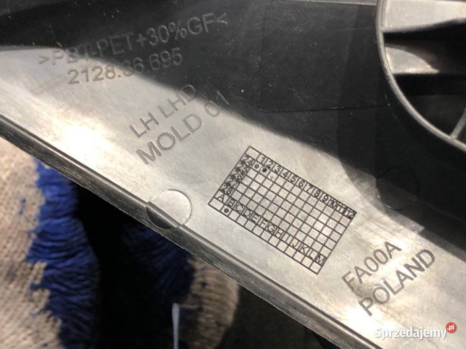 LUSTERKO LEWY FORD FOCUS IV Kombi ZEWNĘTRZNE osobowe podkarpackie