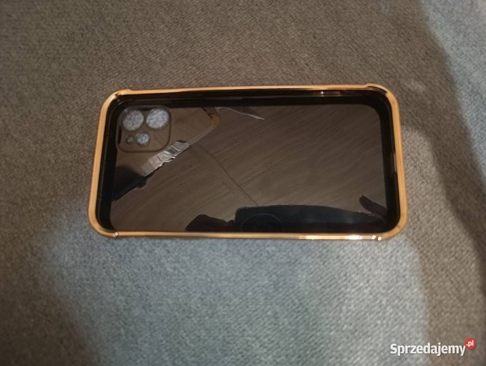 Etui iPhone 11 czarne Osiek Mały sprzedam