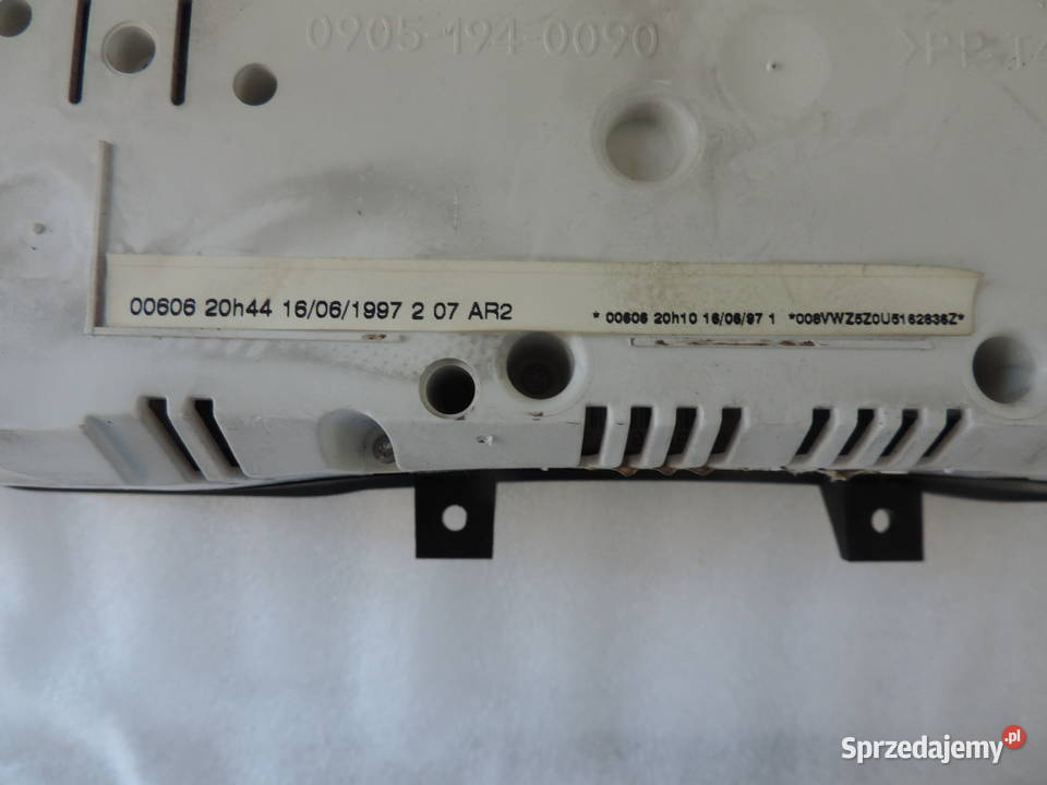 Licznik zegary Passat B5 19 TDI 90 Rok produkcji 1998