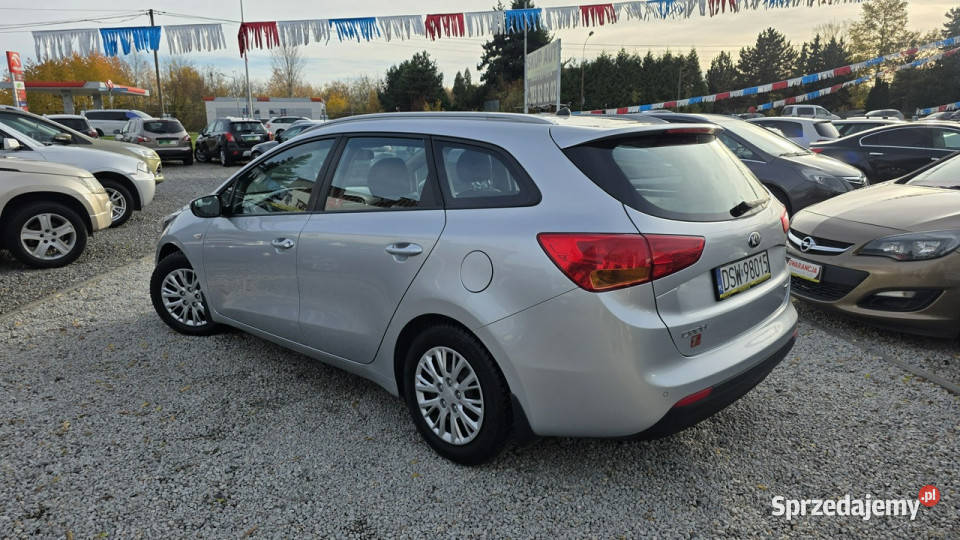 Kia Ceed Salon PolskaOszczędny 45 4/5 sprzedam