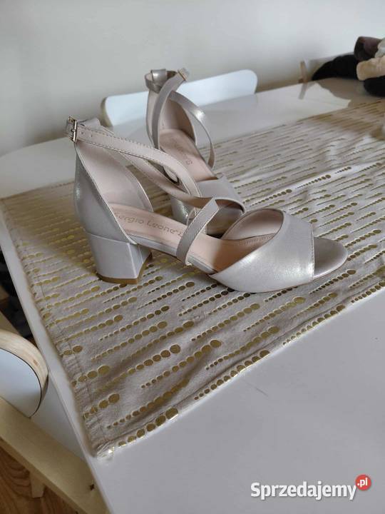 Buty damskie na obcasie podkarpackie Klecie