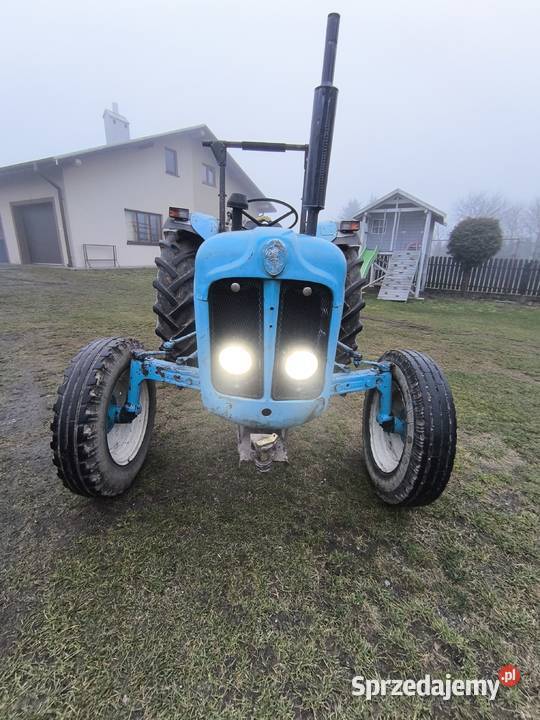 Ford dexta traktor Brzóza Królewska