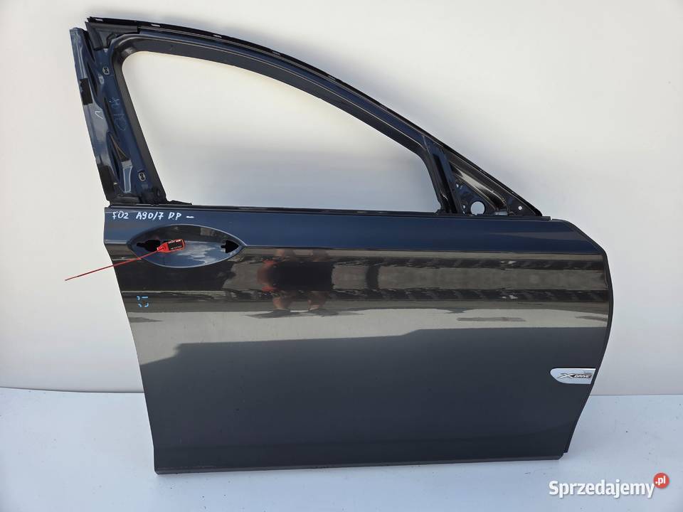 DRZWI PRAWE PRZEDNIE BMW F02 A907 osobowe Strzyżewice
