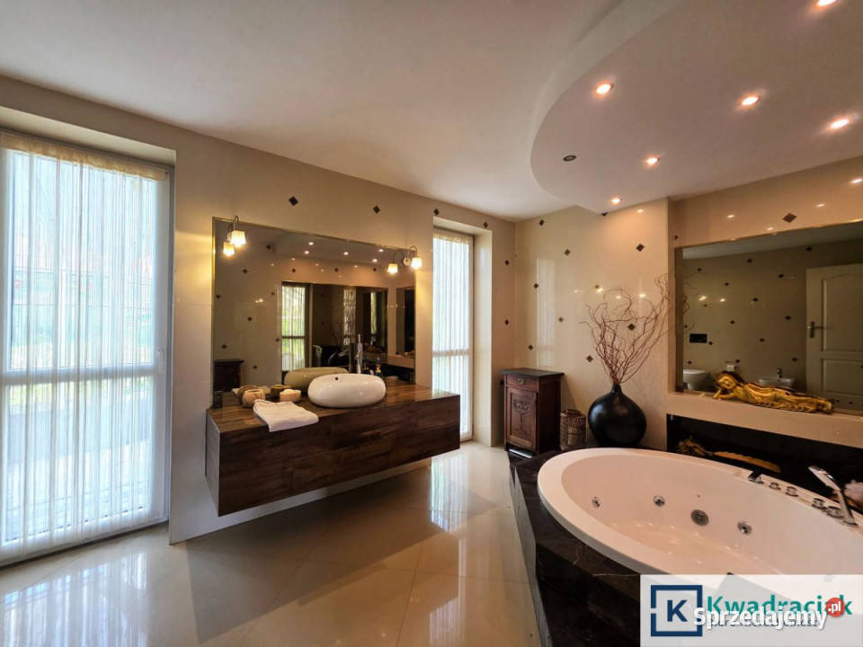 sprzedaży domu wolnostojącego Słonne 190m2 sprzedam