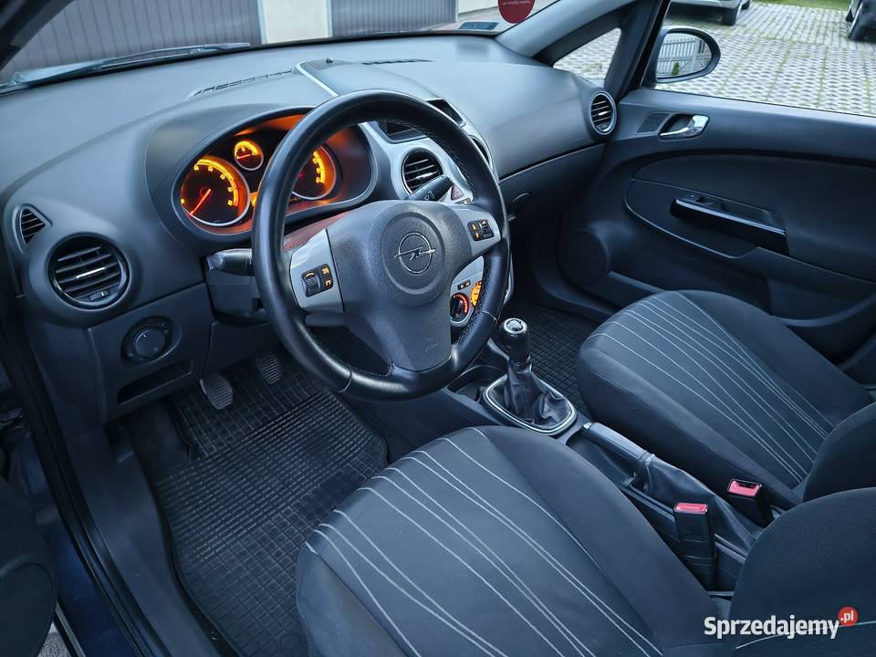 Opel Corsa 12 Klima Tomaszów Mazowiecki