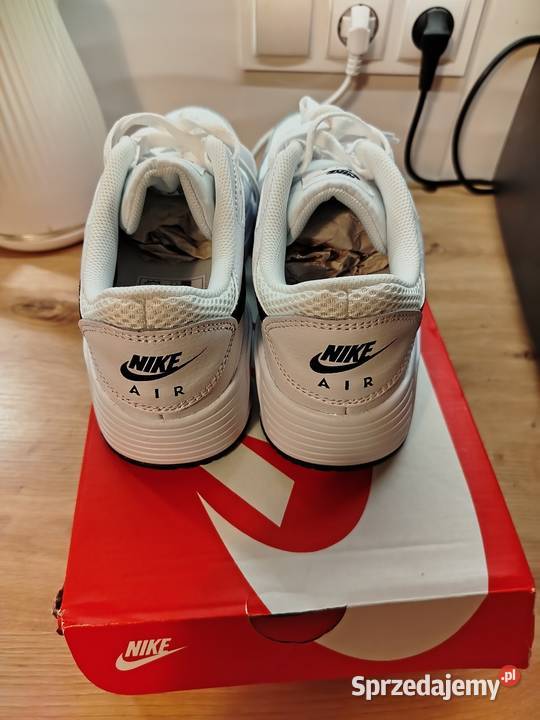 Buty męskie NIKE rozmiar 42 biały Nowy Starogród sprzedam