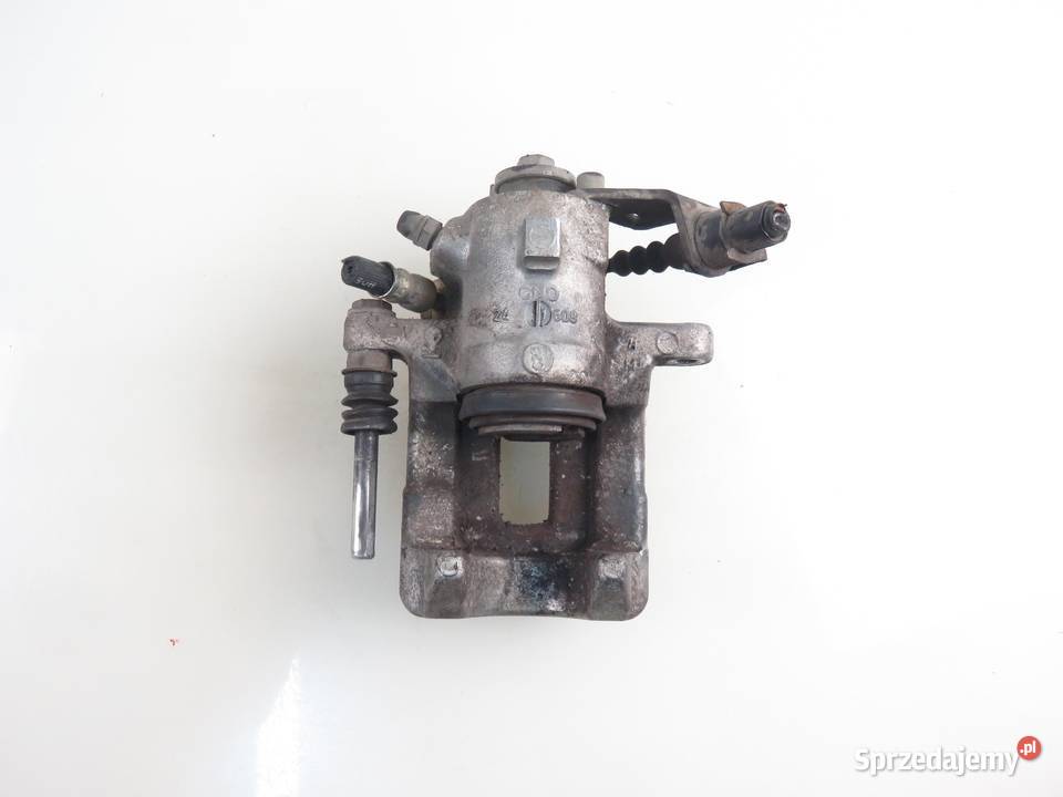 ZACISK PRAWY TYŁ AUDI A3 8L1 18 T 180 AUQ