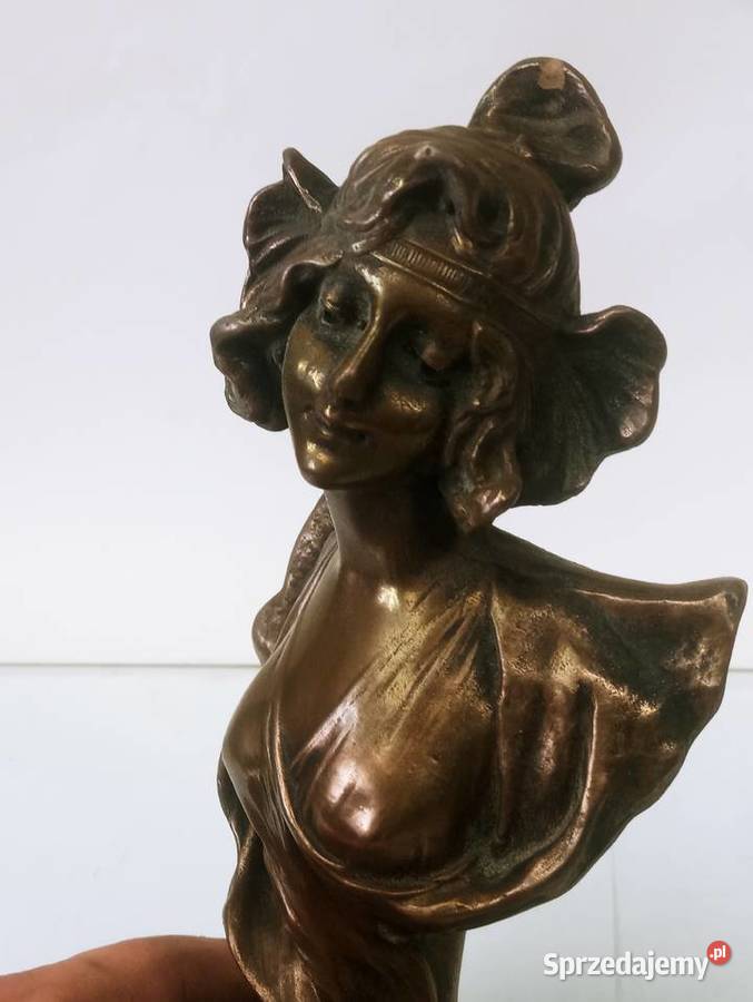 Henri Jacobs Rzeźba Kobieta w Czepcu Brąz Nowa Sól