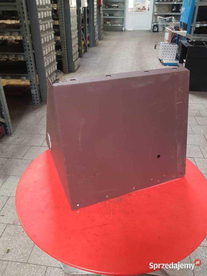 Płaszcz tylny prawy 1534 Ursus c385 80368100