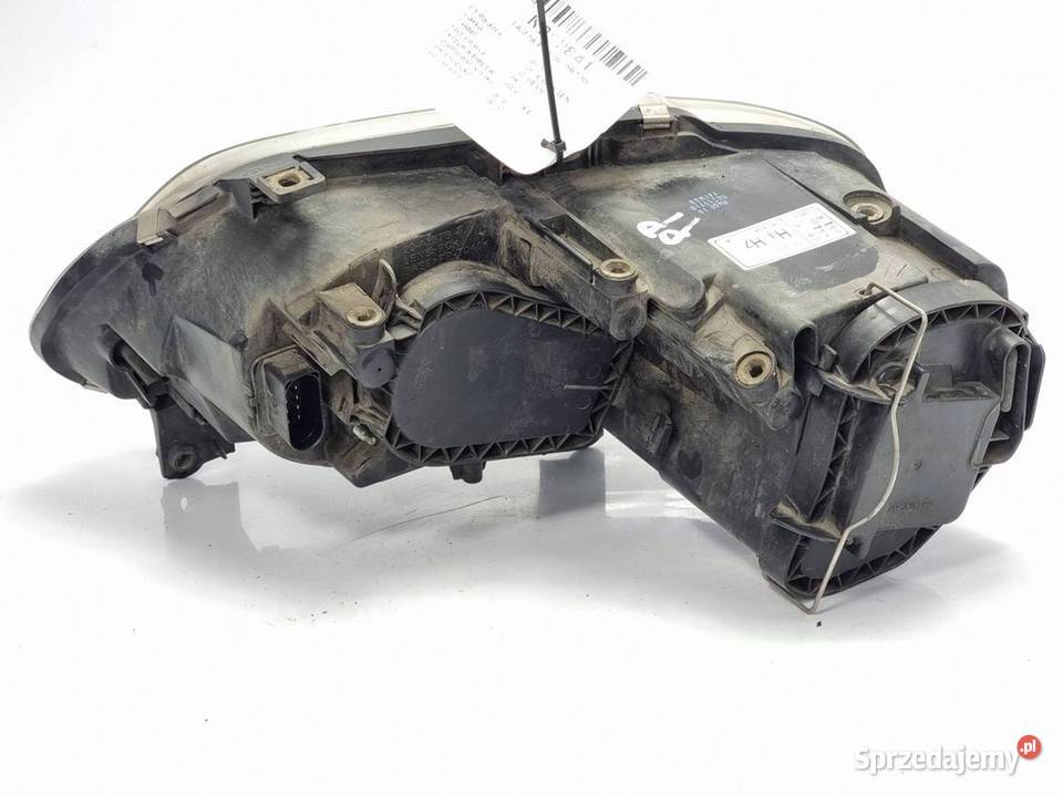LAMPA PRAWA PRZÓD VOLKSWAGEN TOURAN