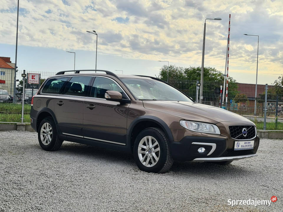 Volvo XC 70 Salon FVAT 23 Serwis Navi PDC Wągrowiec