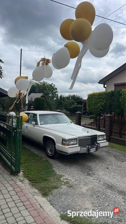 Cadillac Brougham