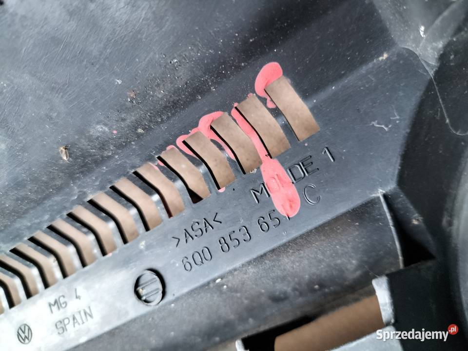 POLO MK4 9N GRIL ATRAPA ATRAPKA Kamień-Kolonia