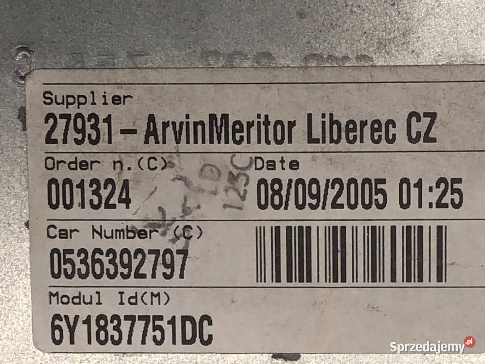 PODNOŚNIK SZYBY LEWY PRZÓD SKODA FABIA I