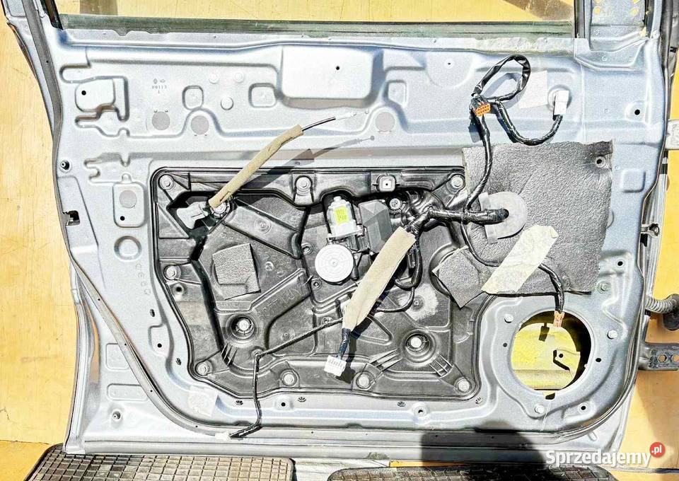 RENAULT KOLEOS I DRZWI LEWY PRZÓD KOLOR TEKXB terenowe mazowieckie Radom sprzedam