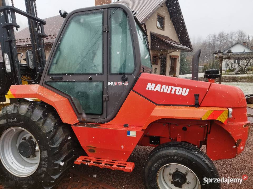 WÓZEK WIDŁOWY TERENOWY MANITOU M 302 Wózki widłowe Ryglice
