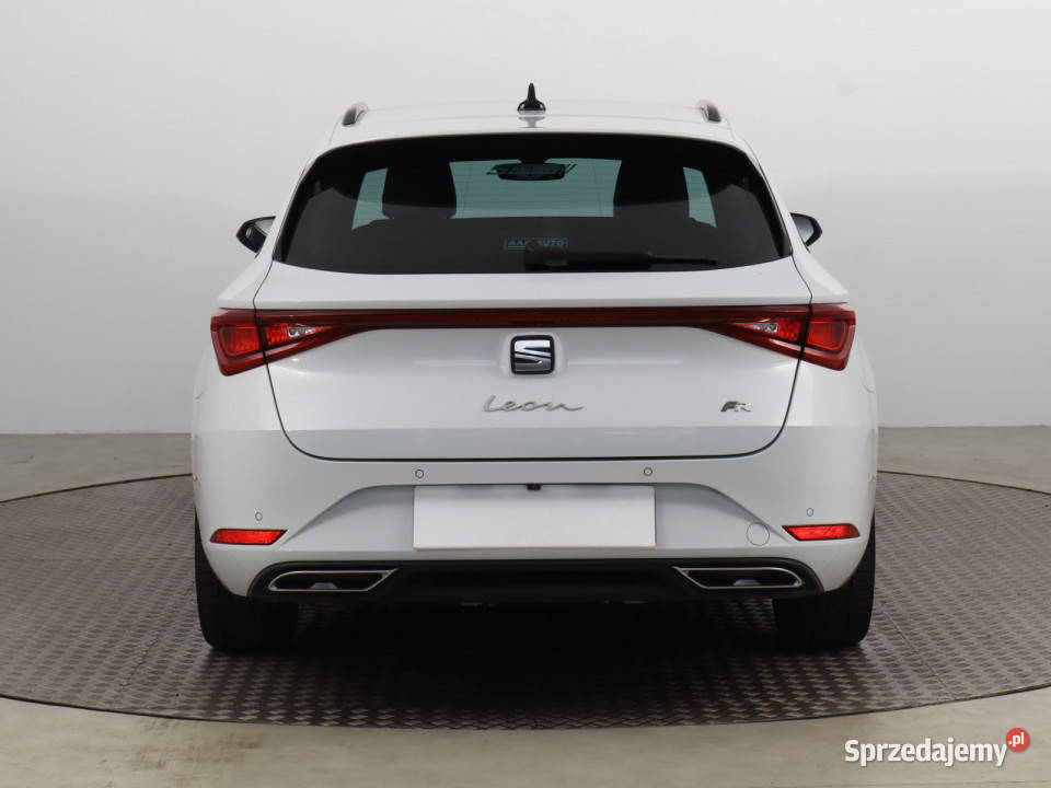 Seat Leon 15 TSI manualna Bielany Wrocławskie