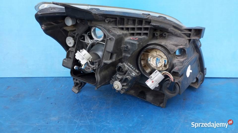 LAMPA REFLEKTOR LEWY PRZÓD EU TOYOTA AVENSIS T25 Nowy Tomyśl