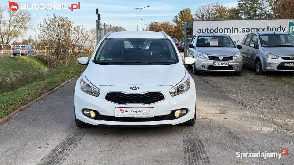 Kia Ceed Raty 14 benz Nowy rozrzad Nowe opony sprzedam