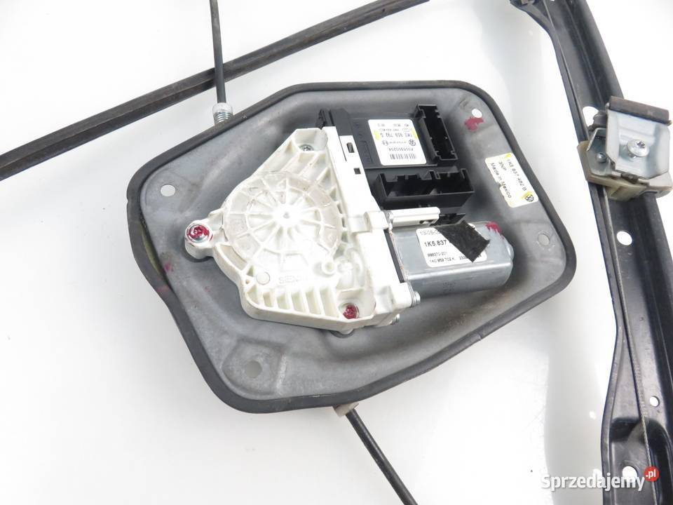 PODNOŚNIK SZYBY PRAWY PRZEDNI VW JETTA III