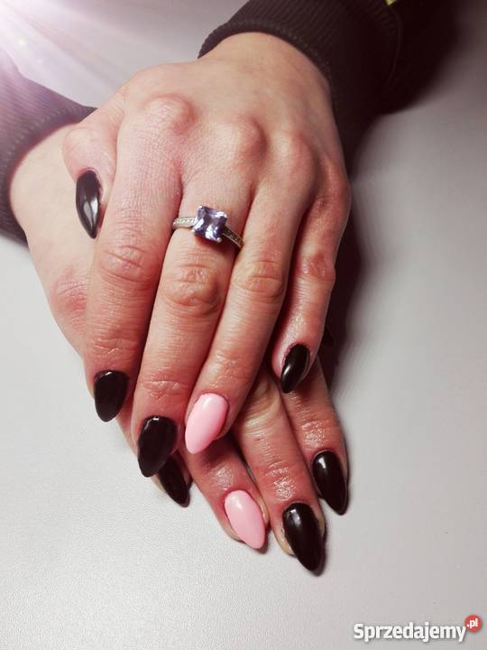 Manicure hybrydowy przedłużanie paznokci łódzkie uroda