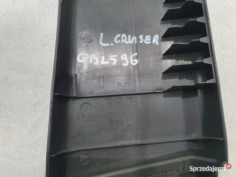 OSŁONA POSZYCIE SŁUPKA LEWE LAND CRUISER 120 5D