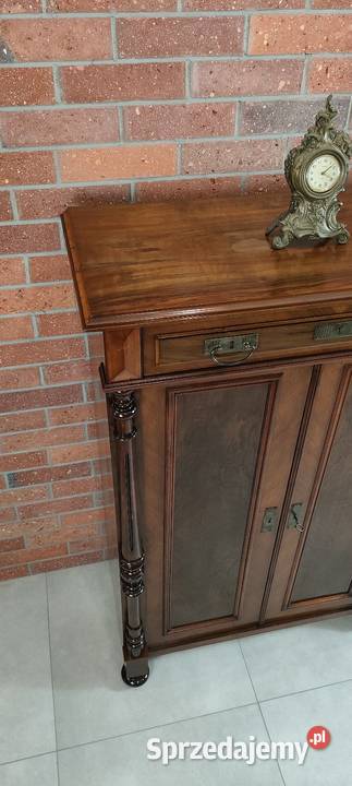 Piękna bieliźniarka eklektyczna antyk Łagów