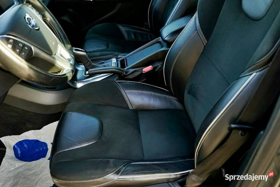 Volvo V40 16D2 NAVI alu R18 automat 2014r II klimatyzacja