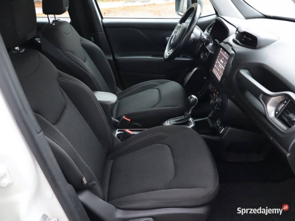 Jeep Renegade 13 TGDI nawigacja Bielany Wrocławskie