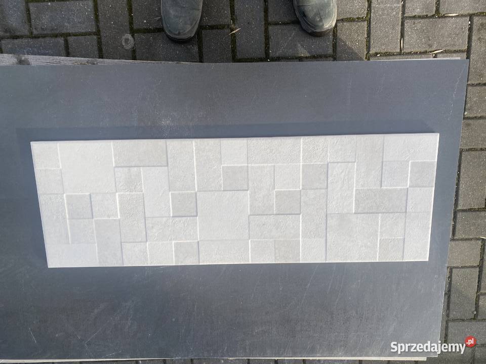 Glazura płytka ścienna avenue marfil 25x75 firmy Płytki ścienne mazowieckie