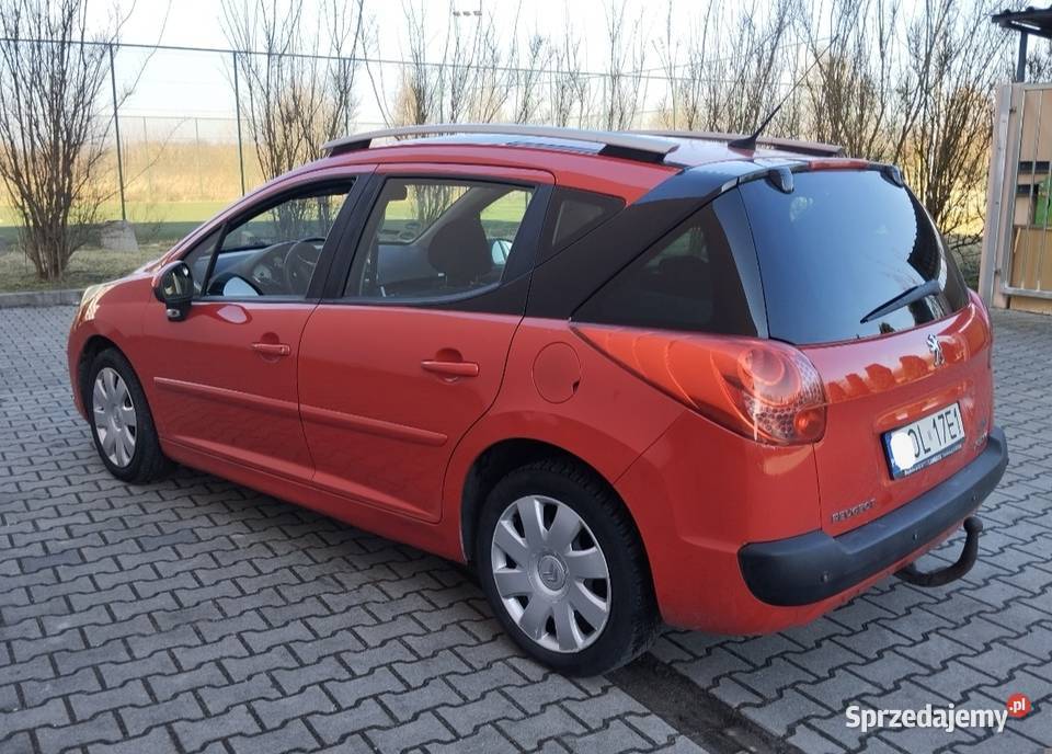 Peugeot 207 16 HDi hak panorama
