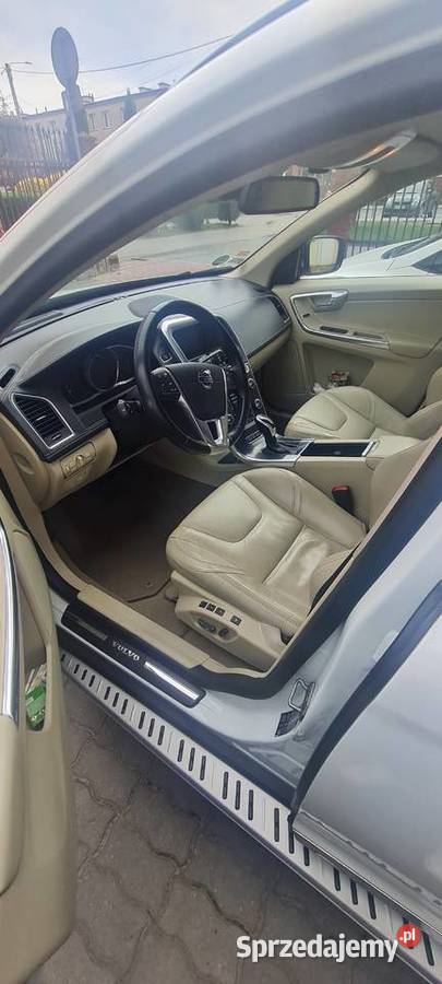 VOLVO XC60 D5 SUMMUM 295000km
