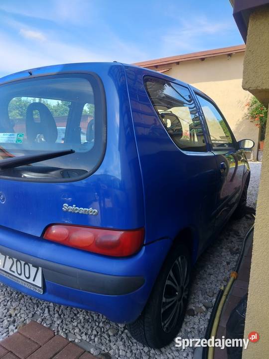 Sprzedam Fiata Seicento 11 auto sprawne Rok produkcji 2003 mazowieckie Dębówka