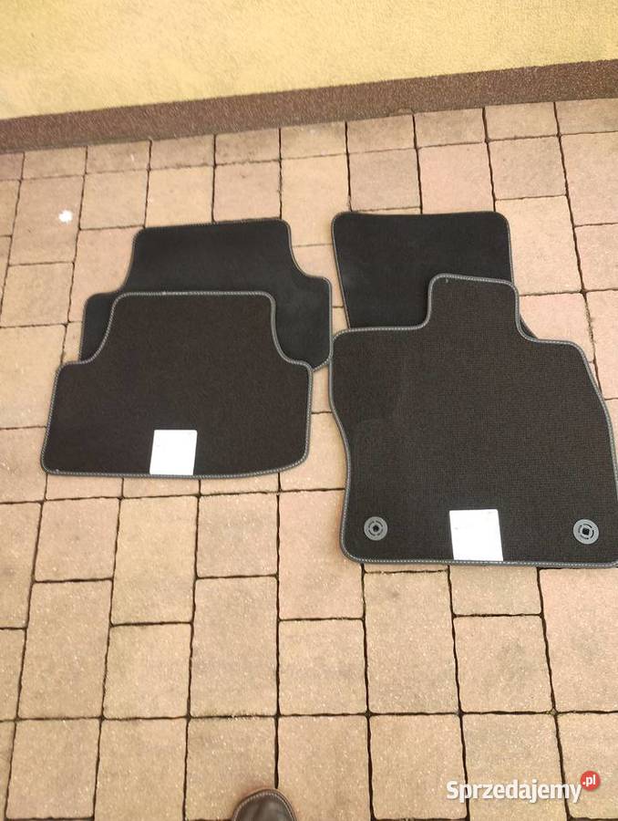 Zestaw dywaników welurowych VW golf Dywaniki Zgierz sprzedam