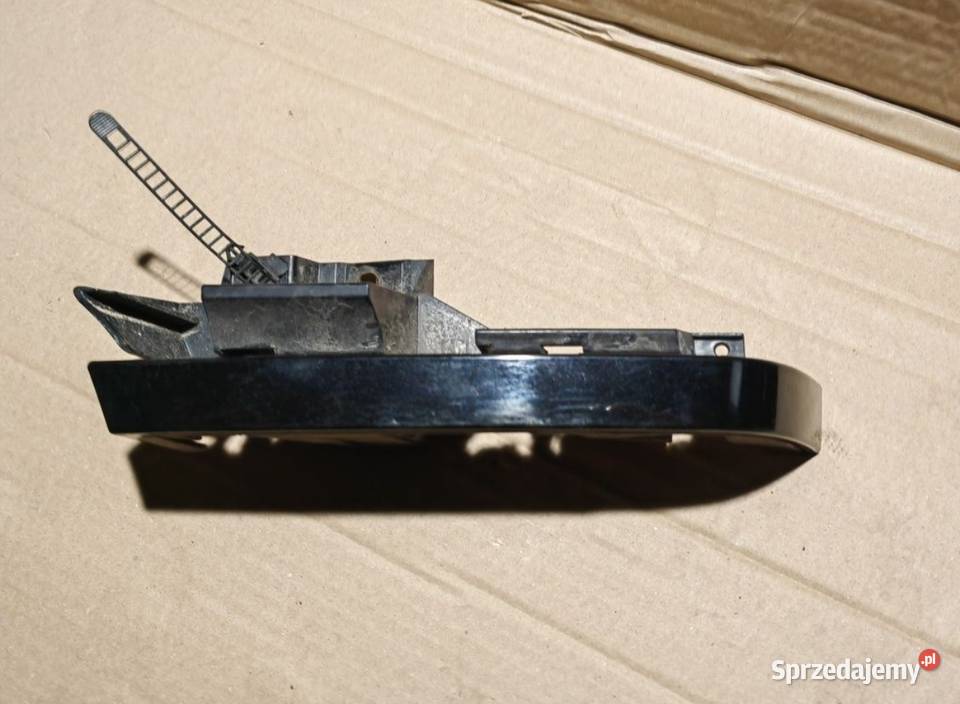 Listwa lampy ślizg zderzaka lewy tył BMW E46 śląskie Żory