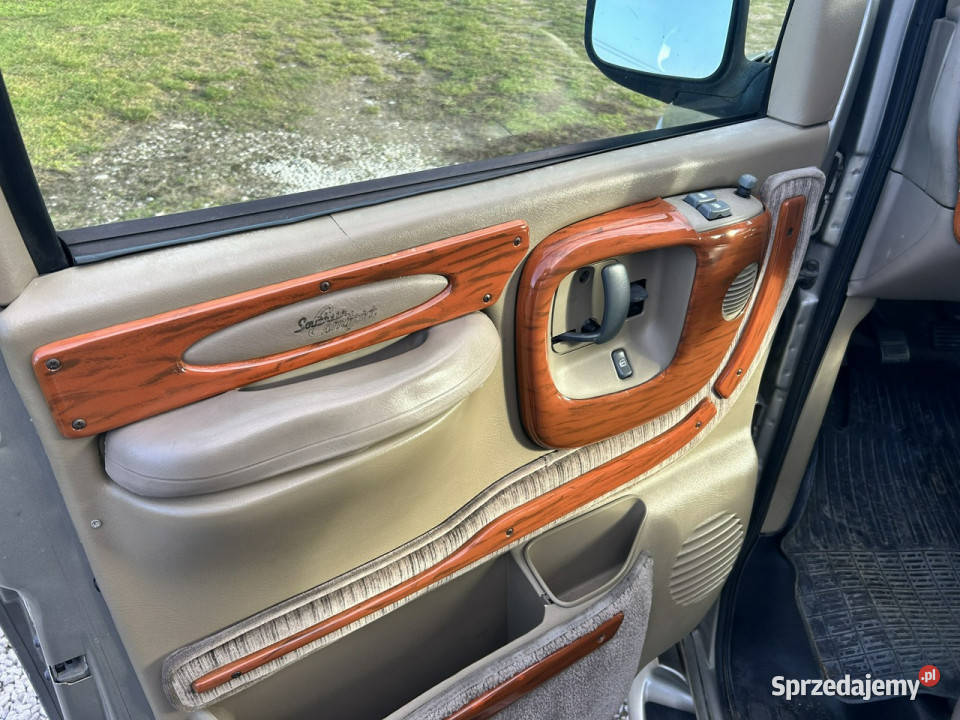 GMC Savana mazowieckie Nowe Iganie