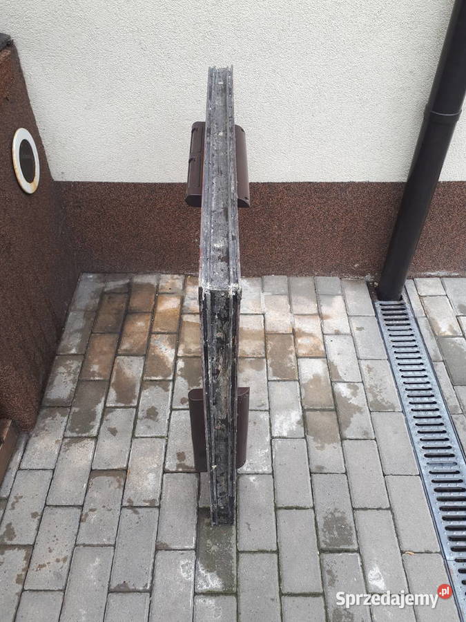 Okno 80x82 fix nieotwieralne brąz Okna i parapety Częstochowa