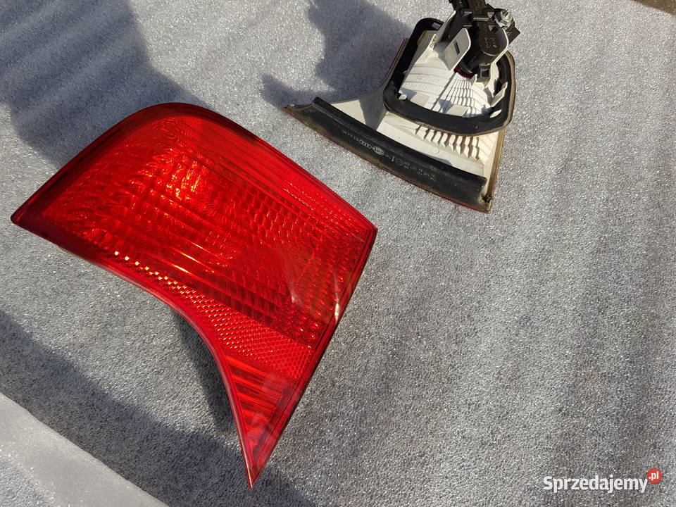 Lampy tył w klape bagażnika Audi A4 B7 sedan łódzkie