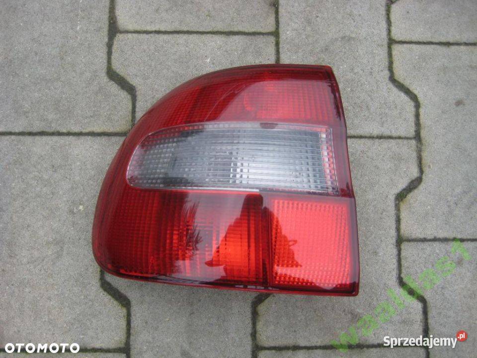 VOLVO V40 9699R LAMPA TYŁ LEWA Rakoniewice sprzedam