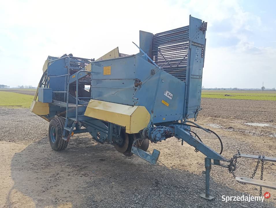 Kombajn anna nieuszkodzony Borki