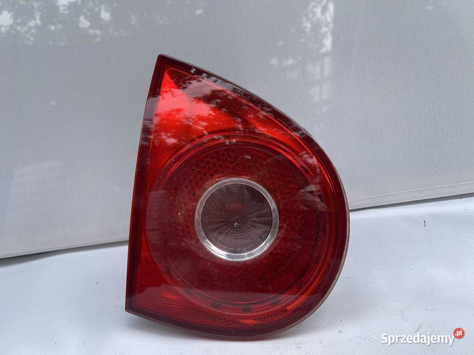 VW GOLF 5 LEWA LAMPA W KLAPĘ lewe