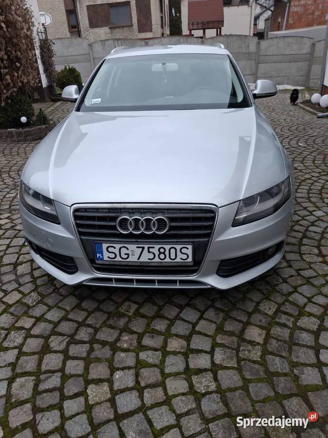 Audi a4b8 avant 20tdi hak A4
