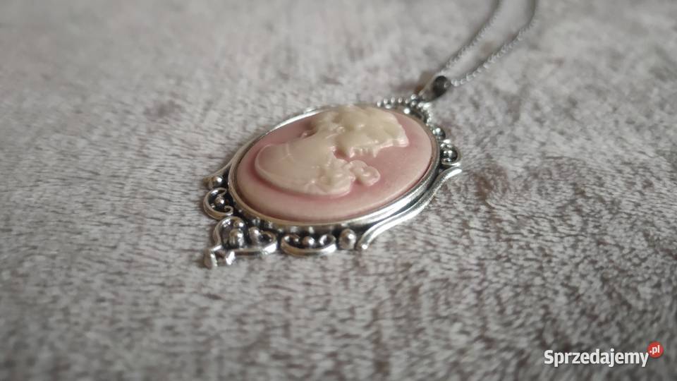 Wisior wisiorek naszyjnik kamea kobieta Tarnowskie Góry