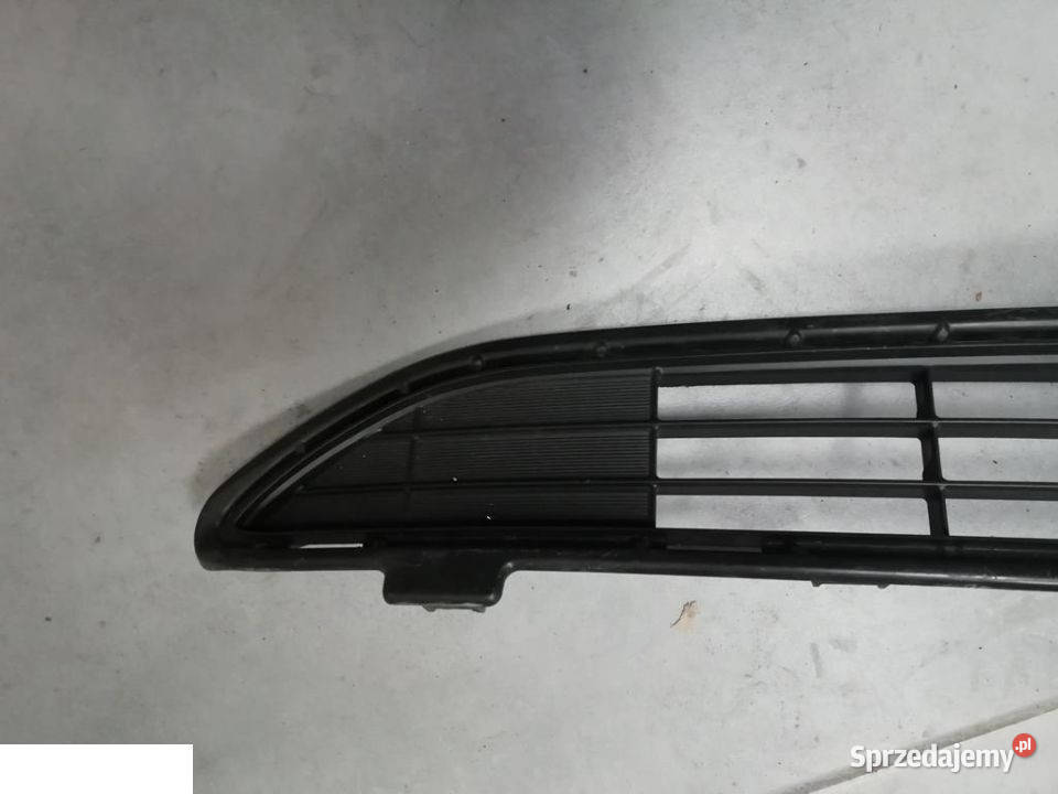 TOYOTA RAV4 2015 LIFT KRATKA ZDERZAKA GÓRNA