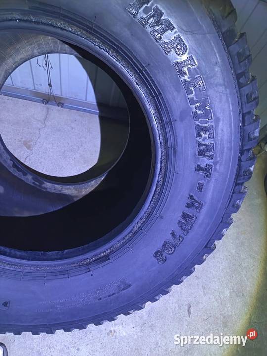 Opona 50050 R17 Sikorzyn